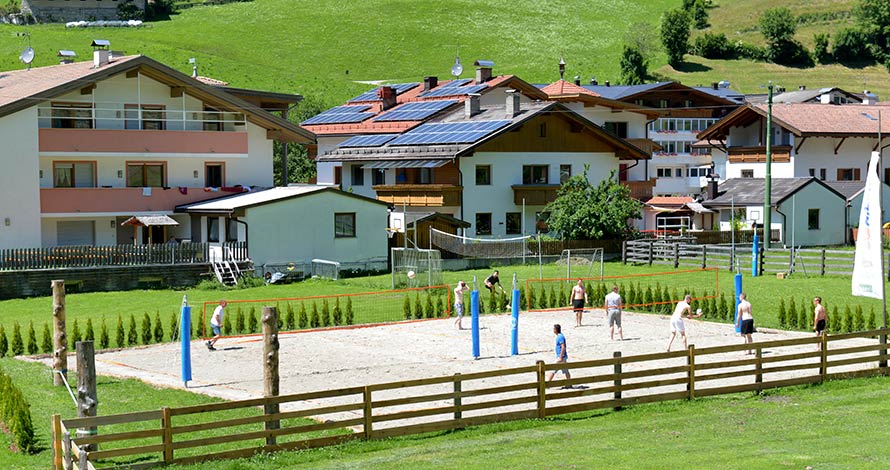 Pension Wiesenhof Volleyball Feld